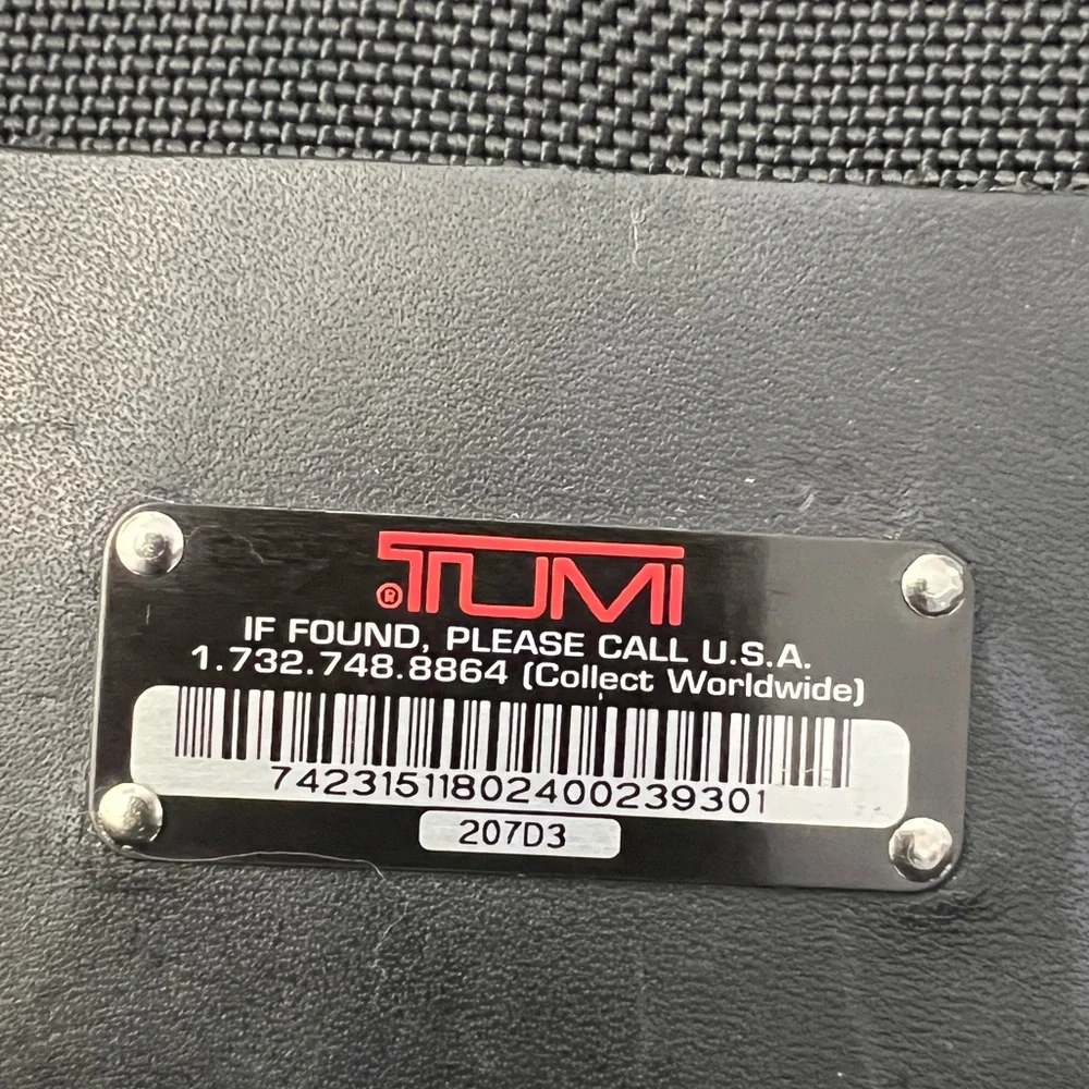 Tumi vintage slim